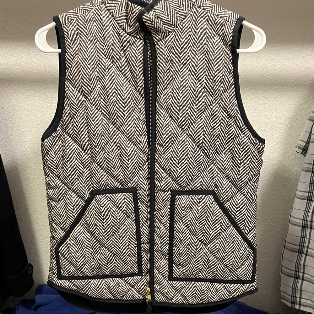 Women's Black and White Herringbone Vest